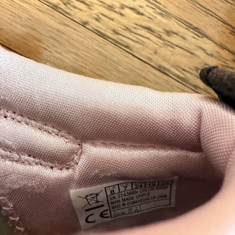 Skechers Twinkle Toes Glitter Sneakers - Picture 11 of 16